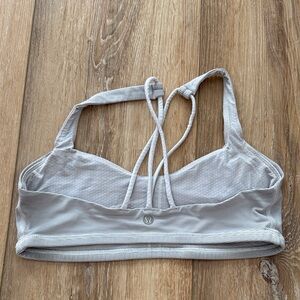 Light Gray Strappy Sports Bralette - lululemon size 6